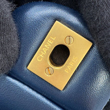 将图像加载到图库查看器中,CHANEL Matelasse ChainShoulder Bag BlueA69900 Denim Size Mini