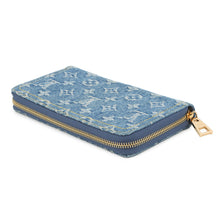 Load image into Gallery viewer, LOUIS VUITTON Zippy Wallet MarineM81226 Monogram / Jaguar Denim