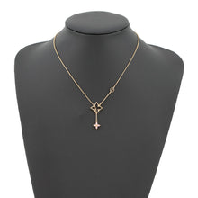 Load image into Gallery viewer, LOUIS VUITTON Necklace Flower Gram Strass GoldM03246