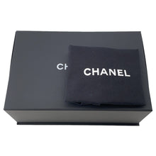 Load image into Gallery viewer, CHANEL Mini Matelasse ChainShoulder White/BlackA69900 Tweed