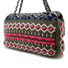 将图像加载到图库查看器中,CHANEL CC Logo Knit Shoulder Bag Khaki/MulticolorA90848 Knit Size 25