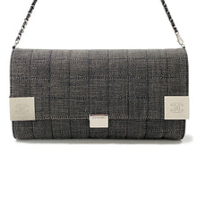 将图像加载到图库查看器中,CHANEL Chocolate Bar Chain Shoulder Bag Navy Denim