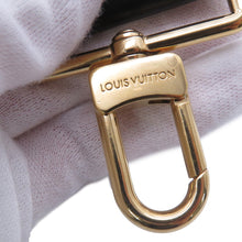 将图像加载到图库查看器中,LOUIS VUITTON Papillon Trunk NoirM58655 Epi Leather