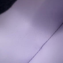 将图像加载到图库查看器中,Bottega Veneta Cassette Small Bifold Wallet Oyster742698 Leather