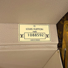 将图像加载到图库查看器中,LOUIS VUITTON Bisten BrownM21324 Monogram Size 70