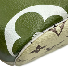 Load image into Gallery viewer, LOUIS VUITTON Neverfull Khaki/Beige/WhiteM44568 Monogram Monogram Giant Size MM