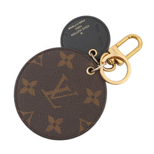 将图像加载到图库查看器中,LOUIS VUITTON Keychain Illustre Brown/NoirM69317 Monogram Monogram Reverse Canvas Giant