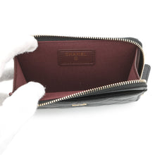 Load image into Gallery viewer, CHANEL Matelasse CC Logo Fragment Card Case BlackAP3179 Caviar Leather