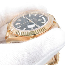 将图像加载到图库查看器中,ROLEX Day-Date40 W40mm 18K Yellow Gold Black Dial228238A