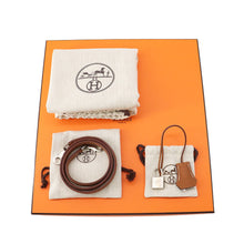 Load image into Gallery viewer, HERMES Kelly Retourne Gold Togo Leather Size 28