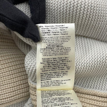 Load image into Gallery viewer, FENDI Knit cardigan Size 58 Beige/Light GrayFZC498 Cotton57% Nylon43%