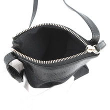 将图像加载到图库查看器中,BVLGARI Logomania Shoulder Pouch Black Canvas Leather