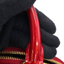 Load image into Gallery viewer, LOUIS VUITTON Alma VernisRayures Pomme D'amour RayuresM91593 Monogram Vernis Leather Size BB