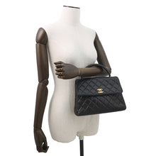 将图像加载到图库查看器中,CHANEL Top handle Black Lambskin