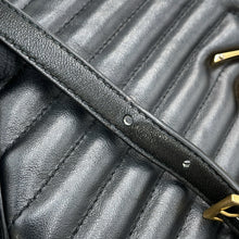Load image into Gallery viewer, SAINT LAURENT PARIS Roux camera bag Black520534 Leather