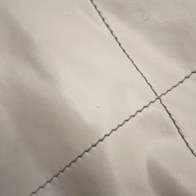 将图像加载到图库查看器中,CHANEL CHANEL22 WhiteAS3260 Calf Leather Size Small