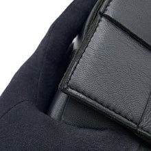 将图像加载到图库查看器中,Bottega Veneta Maxi INTRECCIATO Cassette Shoulder Bag Black578004 Lambskin