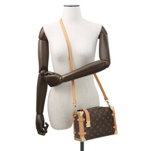将图像加载到图库查看器中,LOUIS VUITTON side trunk BrownM46358 Monogram Size MM