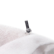 Load image into Gallery viewer, Van Cleef & Arpels Folie des Pres PendantVCARP05J00 18K White Gold