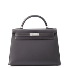 Load image into Gallery viewer, HERMES Kelly Sellier Graphite Courchevel Size 32