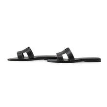 将图像加载到图库查看器中,HERMES Oran Sandals Black Leather Size 36