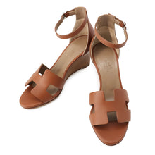 将图像加载到图库查看器中,HERMES Legend Sandals Gold Calf Leather Size 35