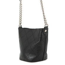 将图像加载到图库查看器中,CHANEL Baguette ChainShoulder Bag Black Leather