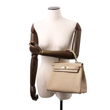 将图像加载到图库查看器中,HERMES Kelly Retourne Trench Togo Leather Size 28