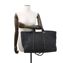 将图像加载到图库查看器中,CHANEL Deauville shopping bag Navy/BlackA93786 Raffia Leather Size GM