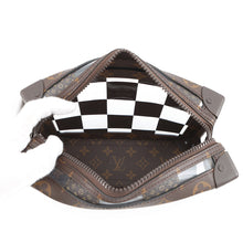 将图像加载到图库查看器中,LOUIS VUITTON Slim/Soft Trunk Brown/TransparentM20871 Monogram Chess PVC