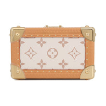 将图像加载到图库查看器中,LOUIS VUITTON Camera Box/2024 Cruise Collection White/BeigeM10329 Monogram