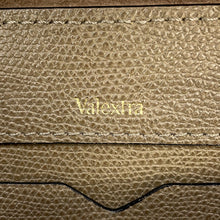 将图像加载到图库查看器中,Valextra Valextra Iside Clutch Chainshoulder Bag Greige Leather