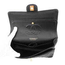将图像加载到图库查看器中,CHANEL Matelasse ChainShoulder back BlackA01112 Caviar Leather Size 25