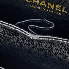 将图像加载到图库查看器中,CHANEL Matelasse ChainShoulder back BlackA01112 Caviar Leather Size 25