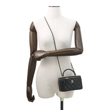 将图像加载到图库查看器中,CHANEL Matelasse CC Logo Chain Vanity Bag BlackAP2199 Lambskin
