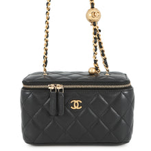 将图像加载到图库查看器中,CHANEL Vanity Matelasse Chainshoulder Bag BlackAP2303 Lambskin