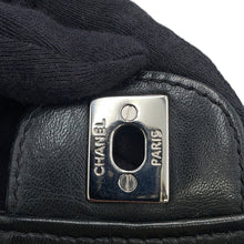 将图像加载到图库查看器中,CHANEL Matelasse Chain Shoulder Bag, 4-pocket accordion style Black Lambskin