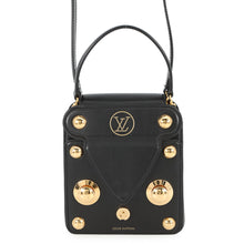 将图像加载到图库查看器中,LOUIS VUITTON S Lock Bag NoirM82214 Calf Leather Size XL