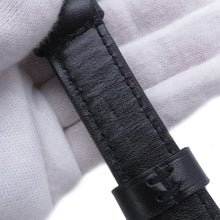 将图像加载到图库查看器中,LOUIS VUITTON S Lock Bag NoirM82214 Calf Leather Size XL