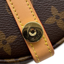 将图像加载到图库查看器中,LOUIS VUITTON Micro Chantilly RedM46643 Monogram