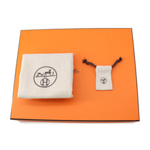 Load image into Gallery viewer, HERMES In the loop Black Taurillon Clemence Swift Leather Size 23