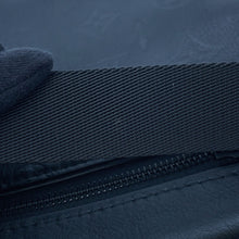Load image into Gallery viewer, LOUIS VUITTON Discovery・Bumbag NoirM46036 Monogram Shadow Size PM