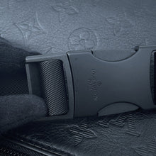 Load image into Gallery viewer, LOUIS VUITTON Discovery・Bumbag NoirM46036 Monogram Shadow Size PM