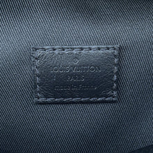 将图像加载到图库查看器中,LOUIS VUITTON Discovery・Bumbag NoirM46036 Monogram Shadow Size PM