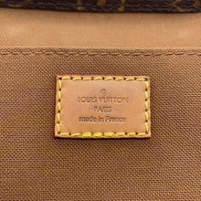 Load image into Gallery viewer, LOUIS VUITTON Petit Sac Plat BrownM81295 Monogram