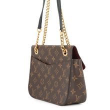 Load image into Gallery viewer, LOUIS VUITTON Passy RedM45592 Monogram