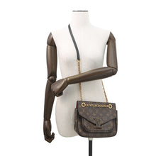 Load image into Gallery viewer, LOUIS VUITTON Passy RedM45592 Monogram