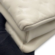 Load image into Gallery viewer, LOUIS VUITTON Coussin claimM57793 Lambskin Size PM