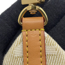 Load image into Gallery viewer, LOUIS VUITTON Coussin claimM57793 Lambskin Size PM