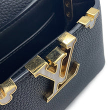 Load image into Gallery viewer, LOUIS VUITTON Capucines NoirM10166 Taurillon Leather Size NANO